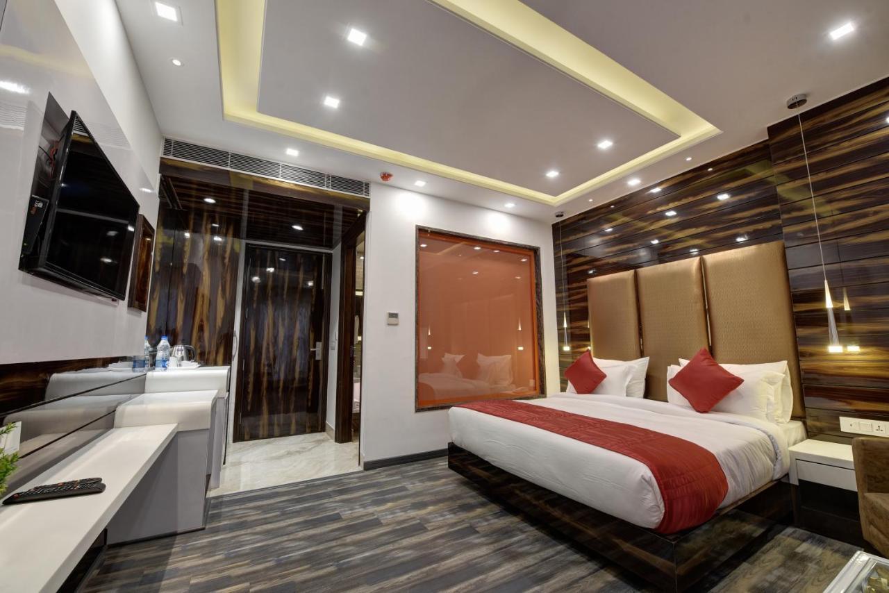 Golden Tree Otel Noida Dış mekan fotoğraf