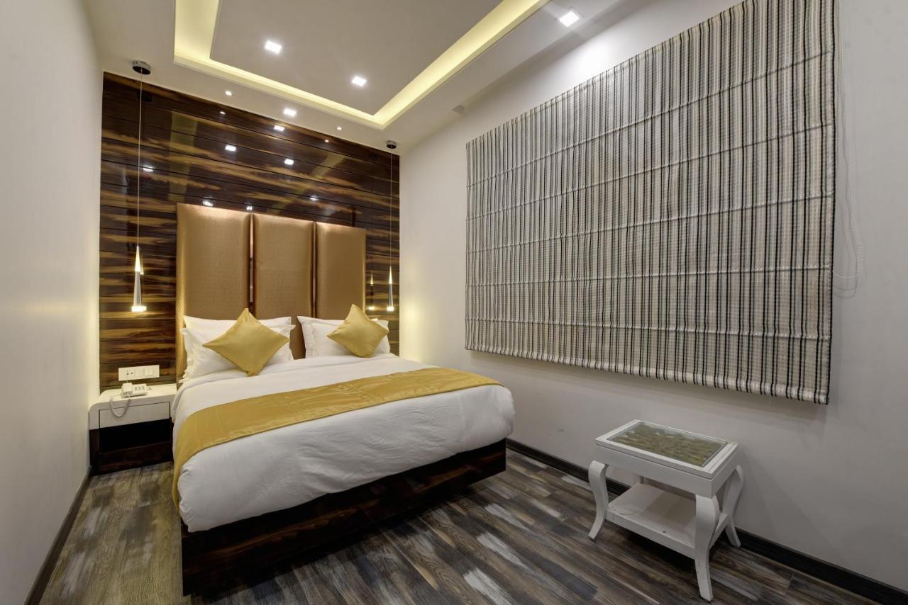 Golden Tree Otel Noida Dış mekan fotoğraf