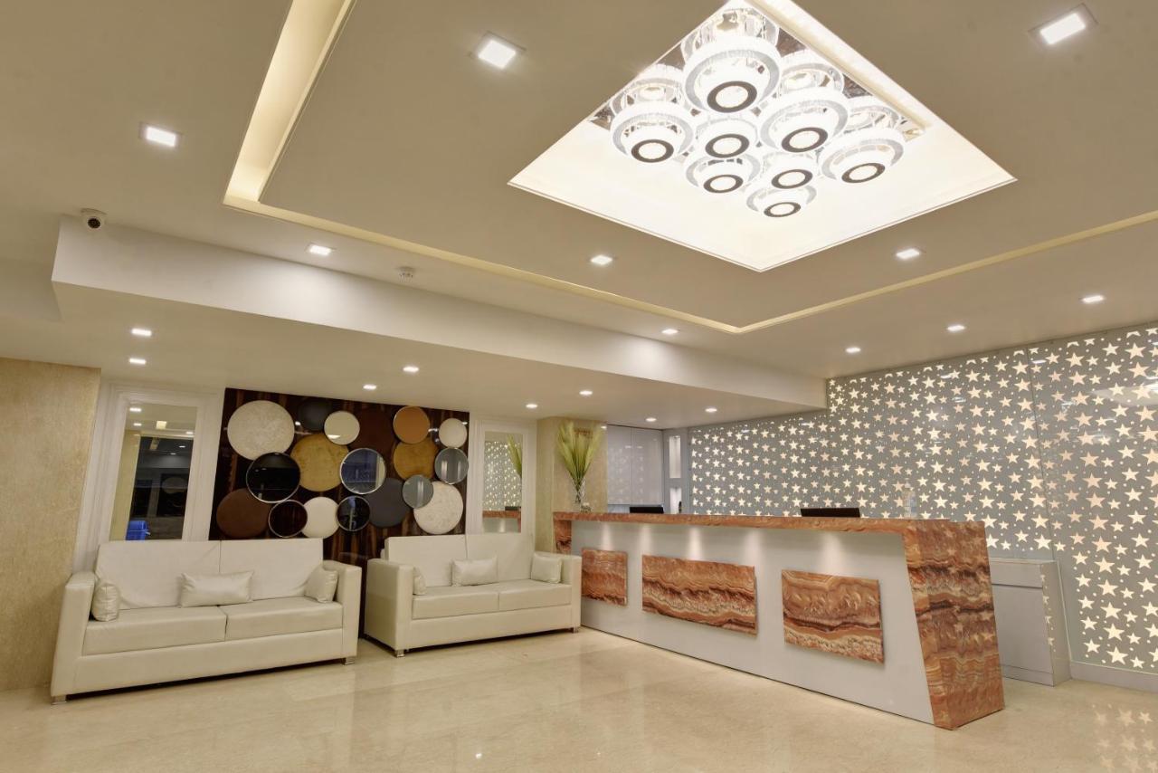 Golden Tree Otel Noida Dış mekan fotoğraf