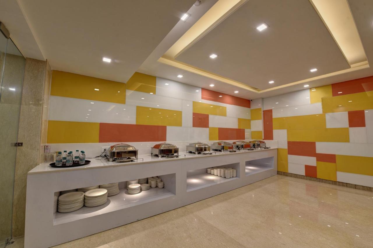 Golden Tree Otel Noida Dış mekan fotoğraf