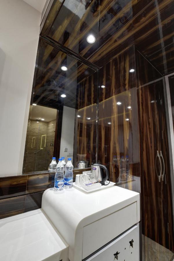 Golden Tree Otel Noida Dış mekan fotoğraf